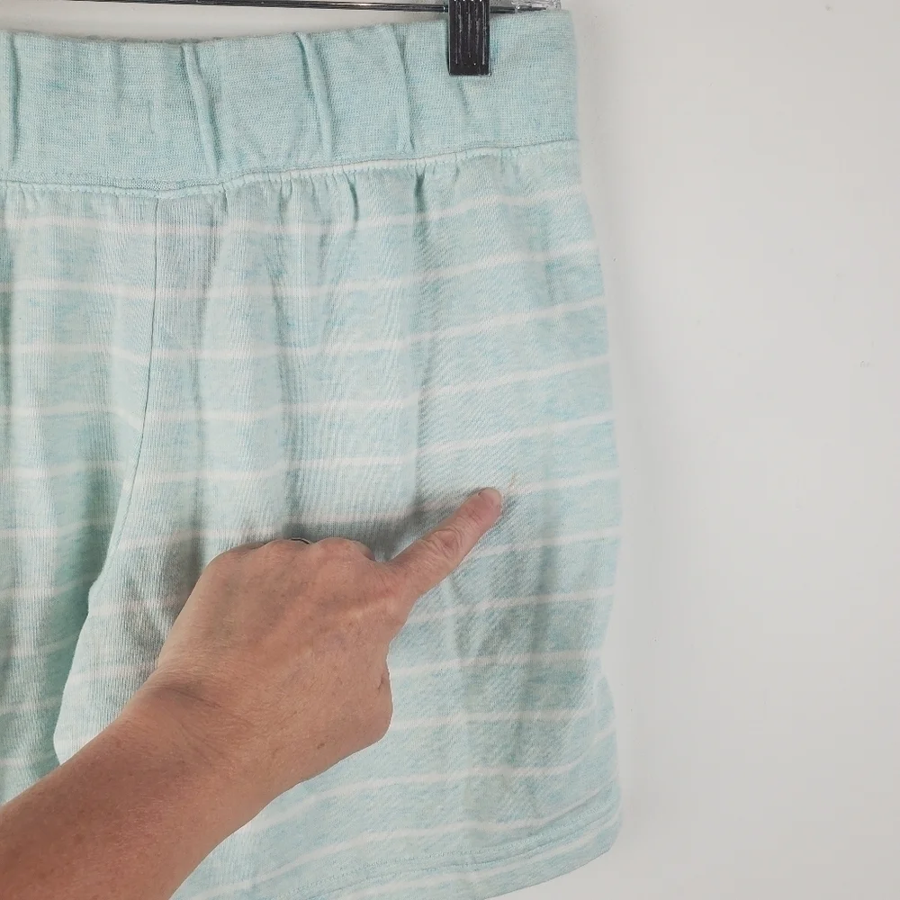 NIKE Shorts Girls XL Blue White Striped Jersey knit Elastic pull‎ on Drawstring